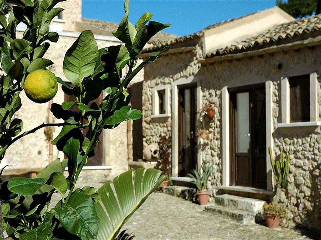 Agriturismo Baglio San Nicola Naro Exterior photo